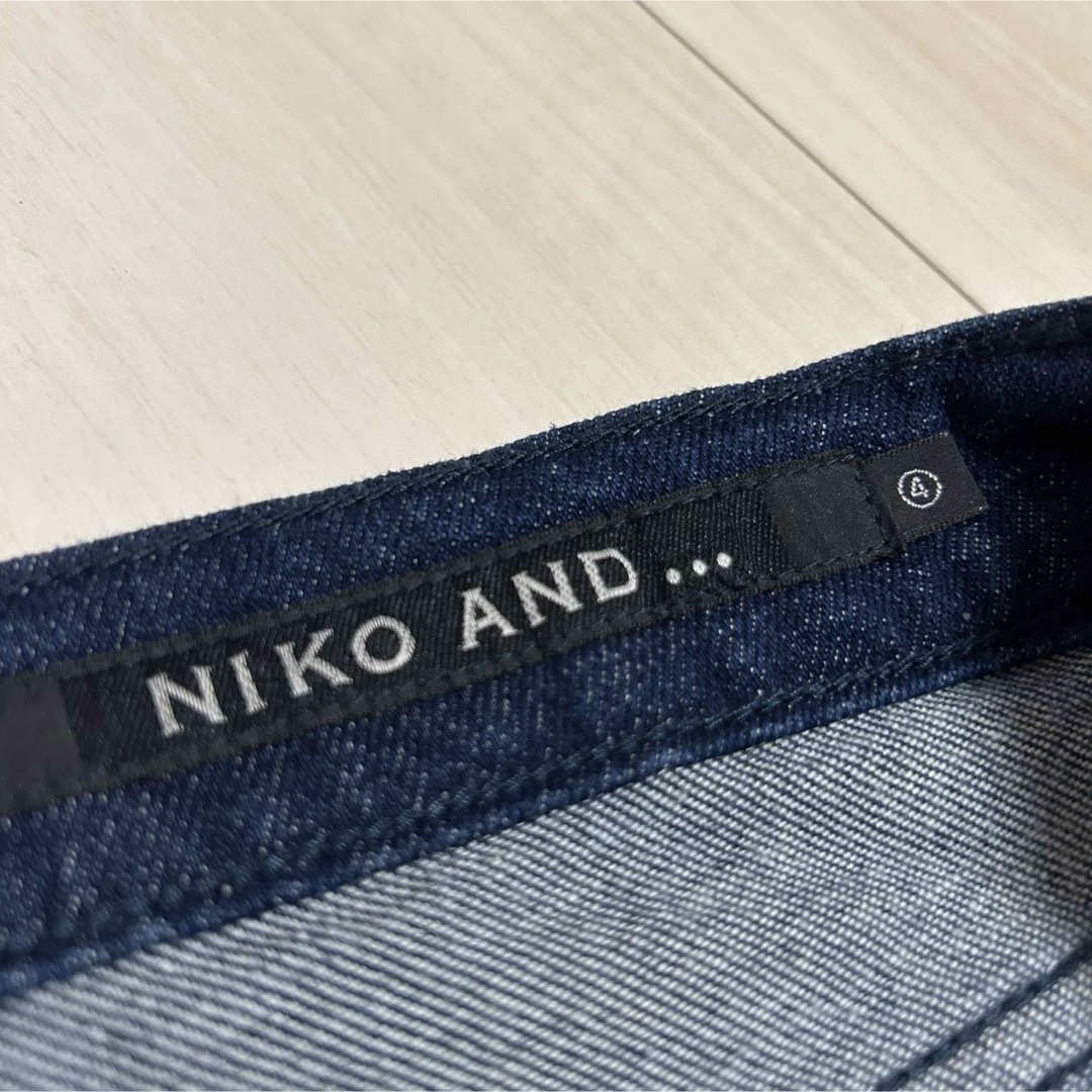 niko and...(ニコアンド)の【美品】ニコアンド ストレートスキニーデニム 4 メンズのパンツ(デニム/ジーンズ)の商品写真