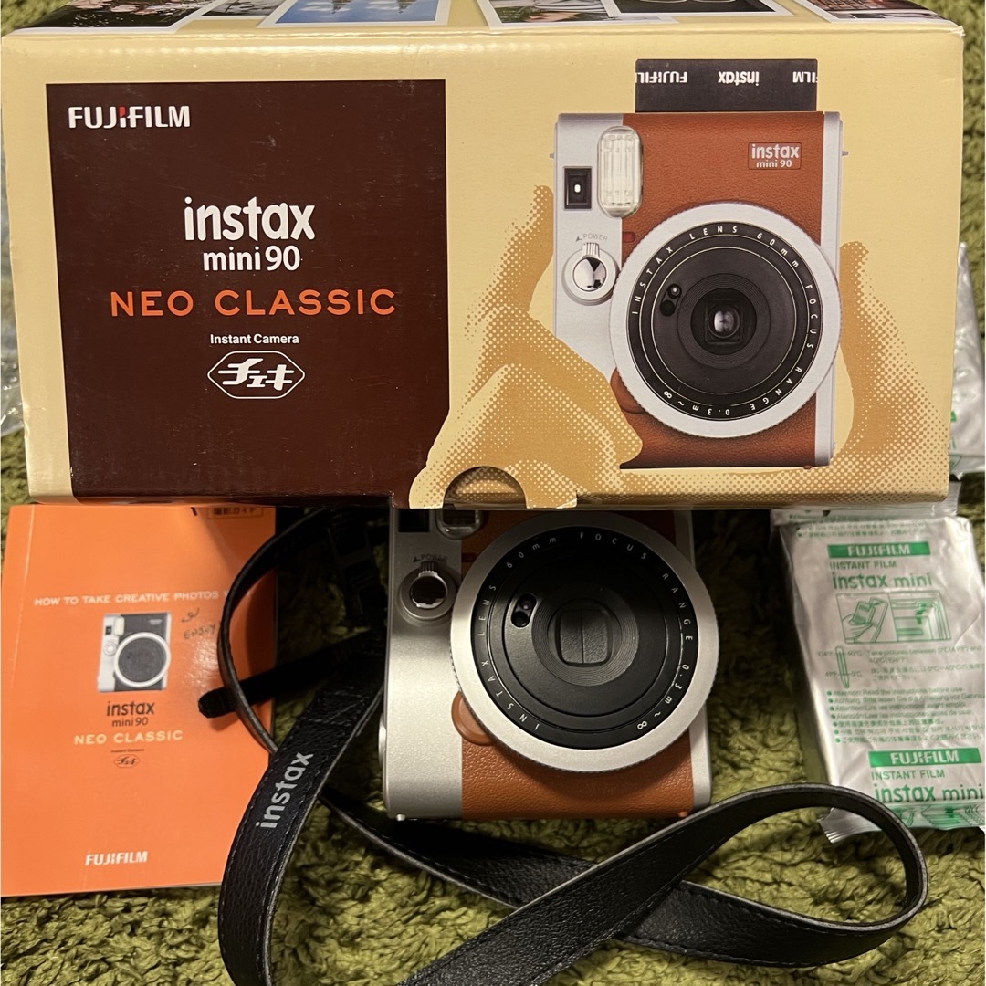 instax mini90 ネオクラシック　ブラウン スマホ/家電/カメラのカメラ(フィルムカメラ)の商品写真