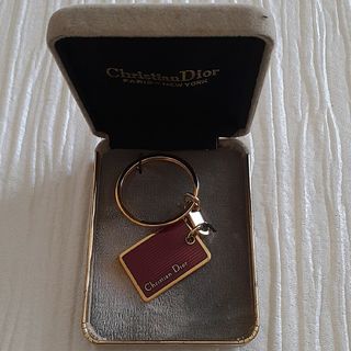 クリスチャンディオール(Christian Dior)の未使用　クリスチャンディオール　キーリング　キーホルダー　プレート箱つき(キーホルダー)