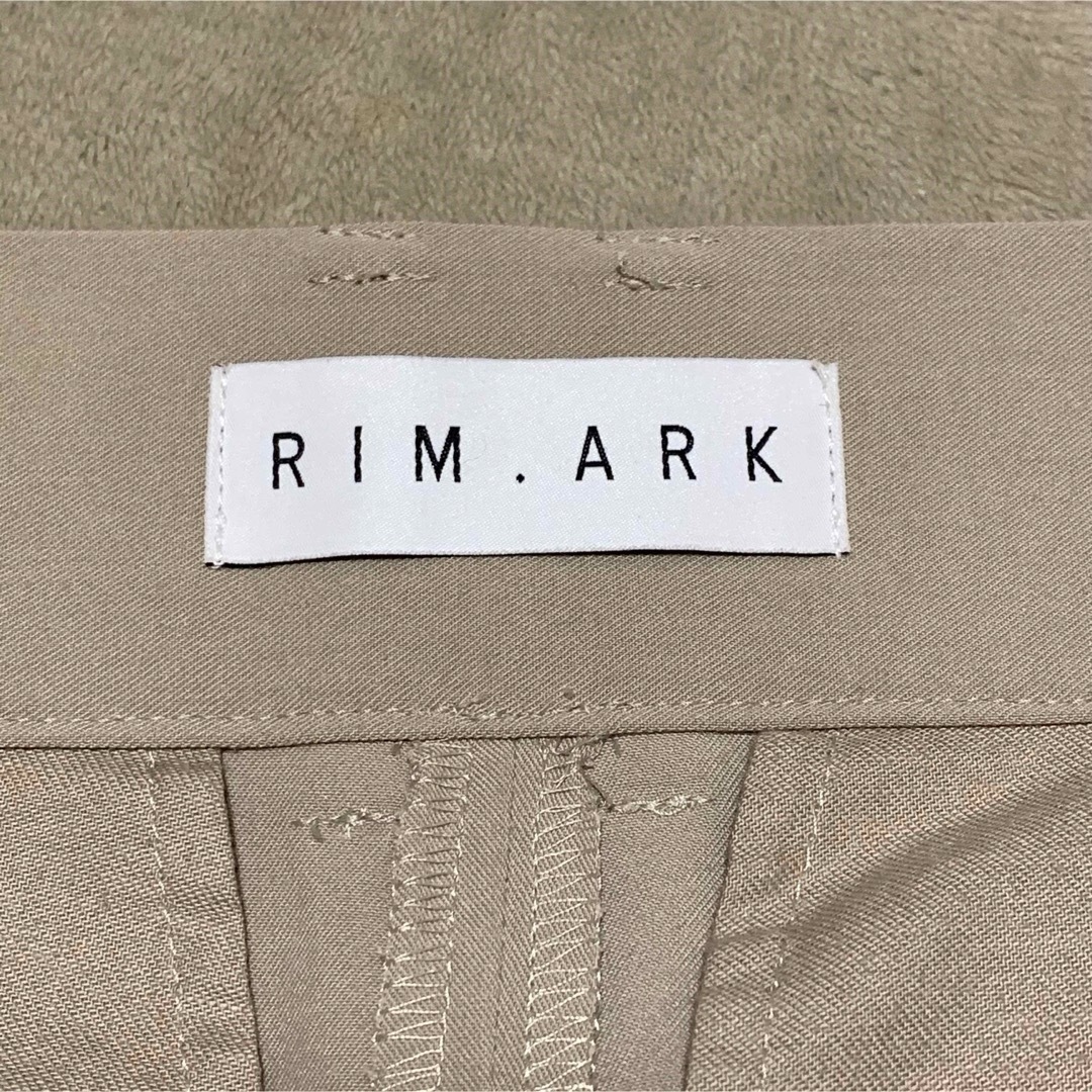 RIM.ARK(リムアーク)のRIM.ARK Cuff hem PT カフヘムパンツ レディースのパンツ(カジュアルパンツ)の商品写真