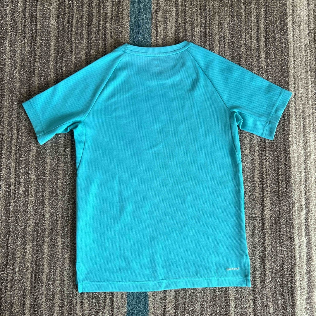 adidas(アディダス)のadidas   シャツ　半袖　140    キッズ/ベビー/マタニティのキッズ服男の子用(90cm~)(Tシャツ/カットソー)の商品写真