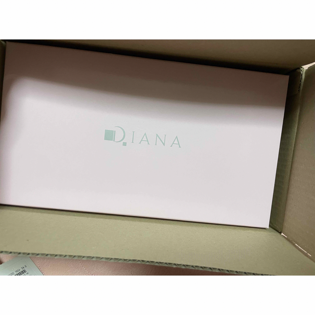 DIANA(ダイアナ)の新品未使用　ダイアナ　レース　パンプス レディースの靴/シューズ(ハイヒール/パンプス)の商品写真