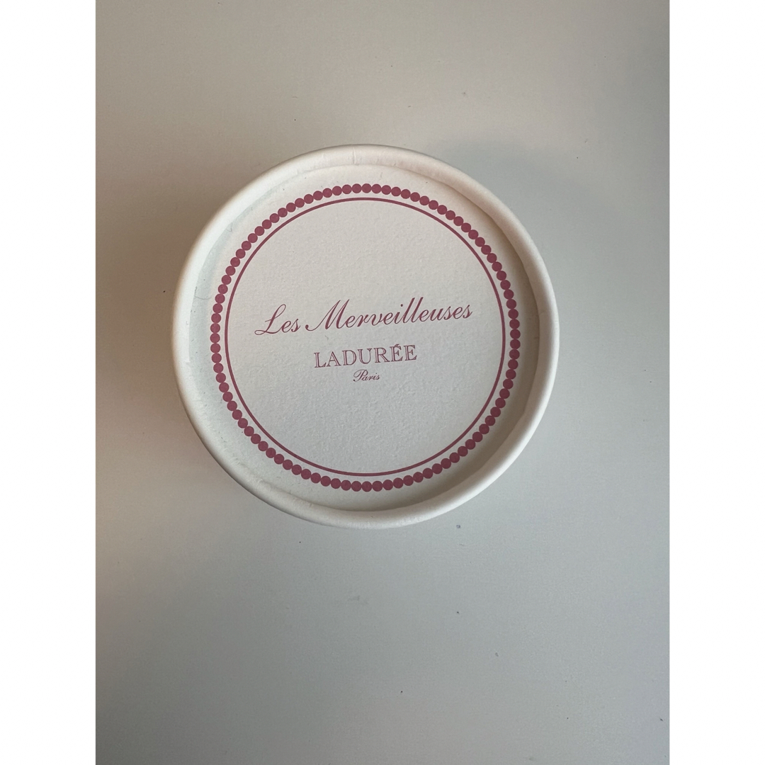 Les Merveilleuses LADUREE(レメルヴェイユーズラデュレ)のレ・メルヴェイユーズ ラデュレ 101サクラ コスメ/美容のベースメイク/化粧品(フェイスパウダー)の商品写真