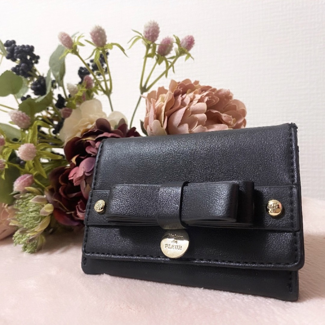 Maison de FLEUR(メゾンドフルール)のMaisondeFLEUR カードケース 名刺入れ 財布 パスケース ブランド レディースのファッション小物(名刺入れ/定期入れ)の商品写真