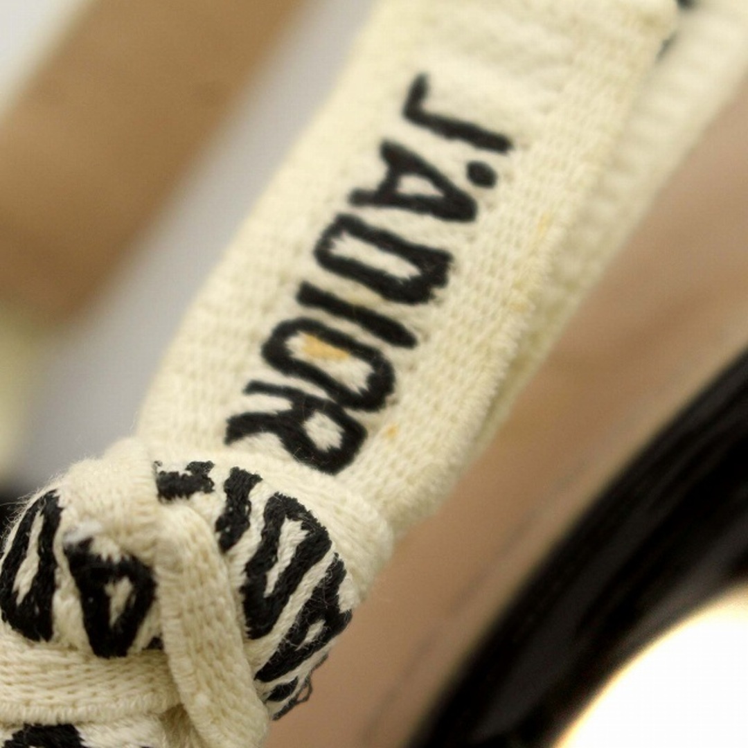 Christian Dior(クリスチャンディオール)のディオール Dior ミュール エナメル加工 ポインテッドトゥ 23.5 黒 レディースの靴/シューズ(ミュール)の商品写真