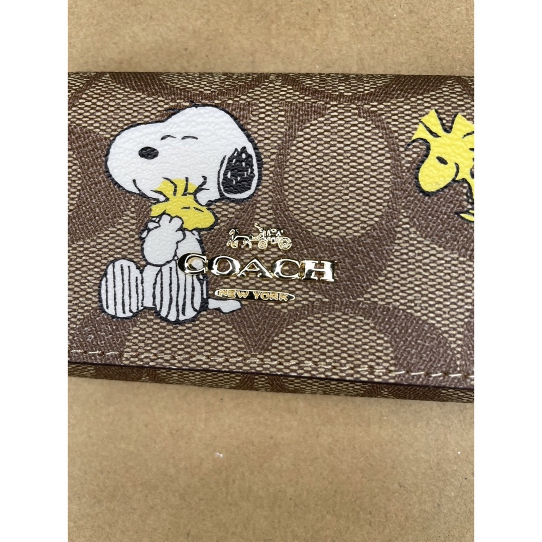 COACH(コーチ)のCOACH コーチ キーケース　スヌーピー ウッドストック　キーホルダー レディースのファッション小物(キーケース)の商品写真