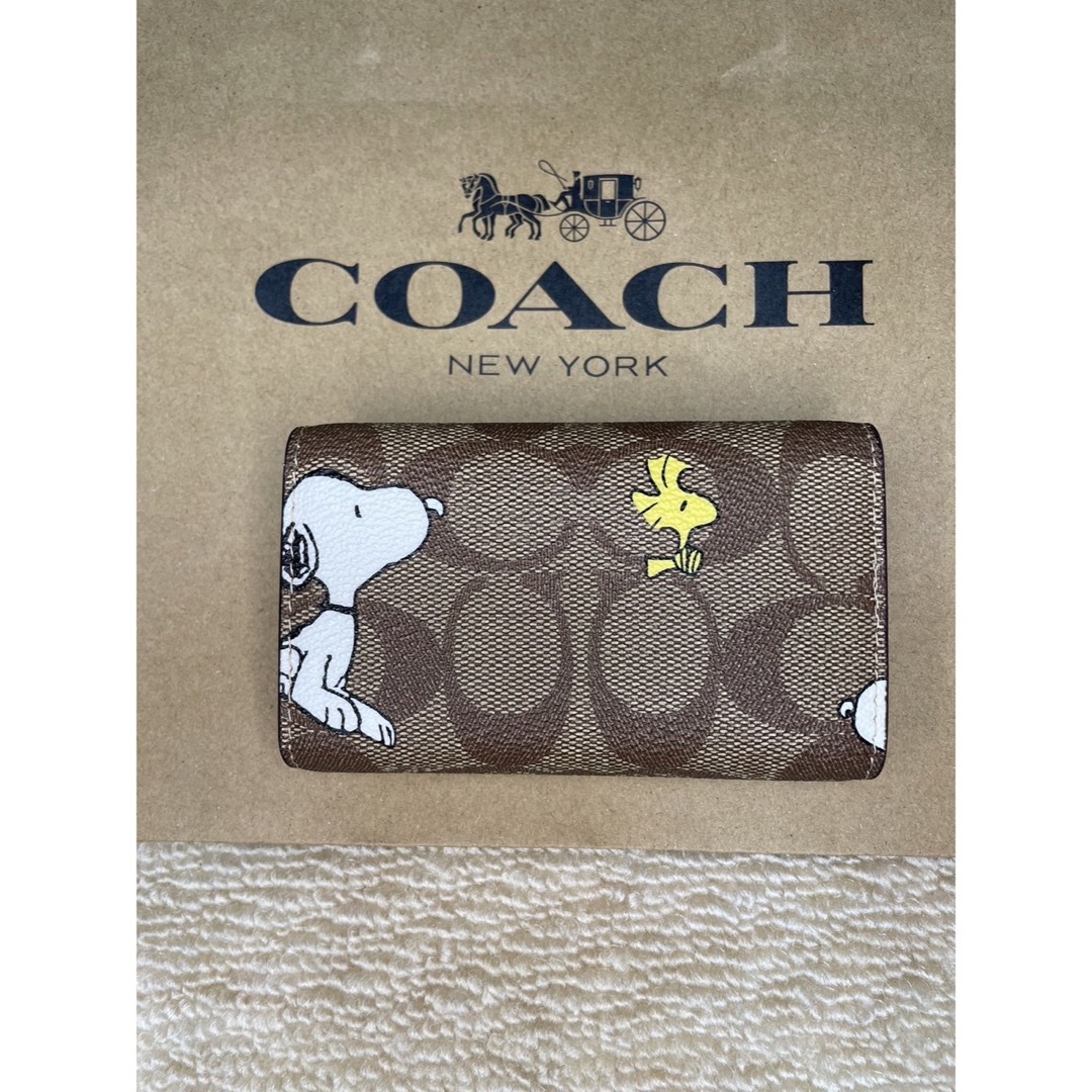 COACH(コーチ)のCOACH コーチ キーケース　スヌーピー ウッドストック　キーホルダー レディースのファッション小物(キーケース)の商品写真