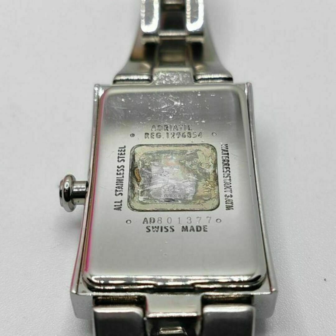 GIVENCHY(ジバンシィ)のGIVENCHY　ジバンシィ　レディース腕時計　青文字盤　上品　高級感 レディースのファッション小物(腕時計)の商品写真