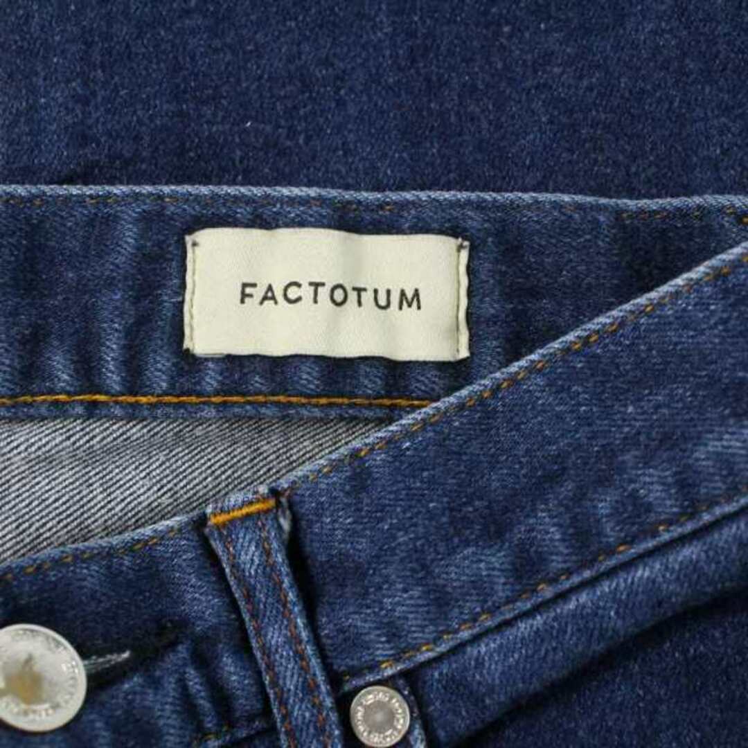 FACTOTUM(ファクトタム)のファクトタム デニムパンツ ジーンズ ブーツカット 裾フレア ロゴボタン 青 レディースのパンツ(デニム/ジーンズ)の商品写真