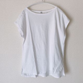 ユニクロ(UNIQLO)のUNIQLO Tシャツ(Tシャツ(半袖/袖なし))