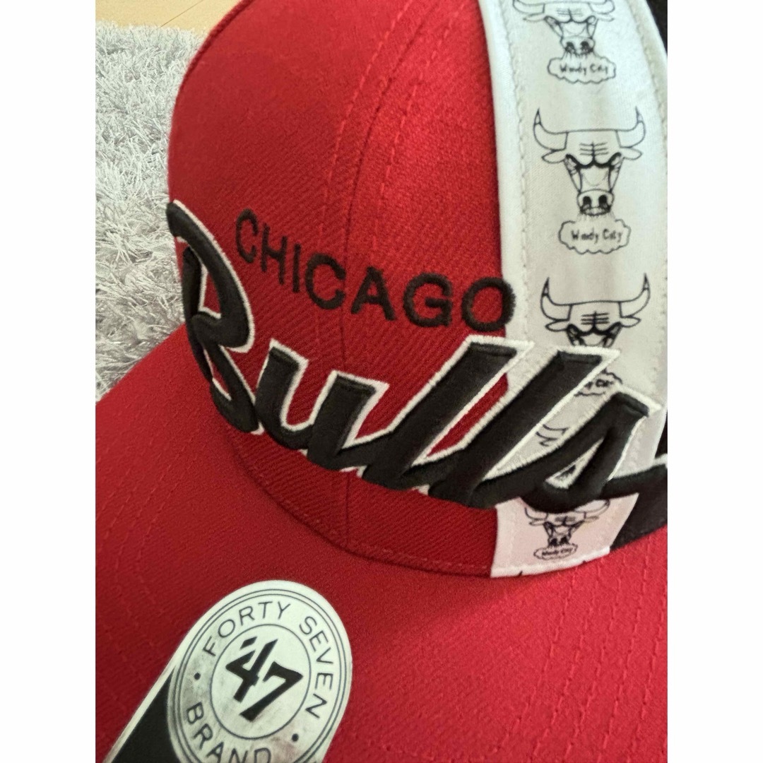 47 Brand(フォーティセブン)のCHICAGO Bulls シカゴブルズ スナップバック キャップ メンズの帽子(キャップ)の商品写真