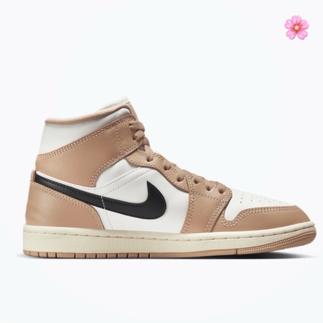 NIKE(ナイキ)の国内正規品 26cm ナイキ WMNS エアジョーダン1 MID AJ1 メンズの靴/シューズ(スニーカー)の商品写真