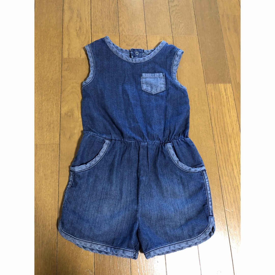 Old Navy(オールドネイビー)のオールドネイビー　ブルー　デニム　オーバーオール　サロペット　110 キッズ/ベビー/マタニティのキッズ服女の子用(90cm~)(その他)の商品写真