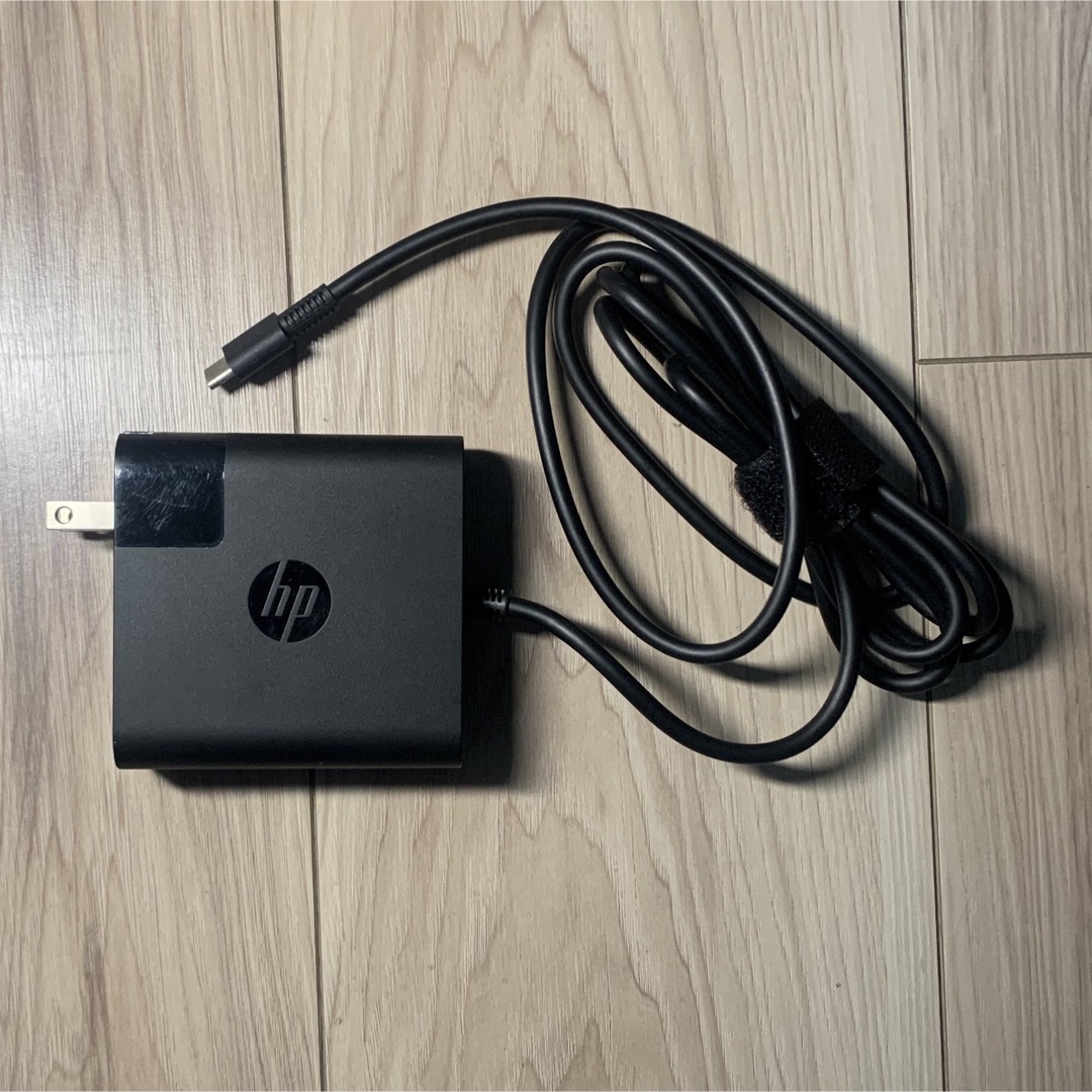 HP(ヒューレットパッカード)の【動作品/送料込】HP純正 65W USB-C 充電器 1HE08AA#ABJ スマホ/家電/カメラのPC/タブレット(PC周辺機器)の商品写真