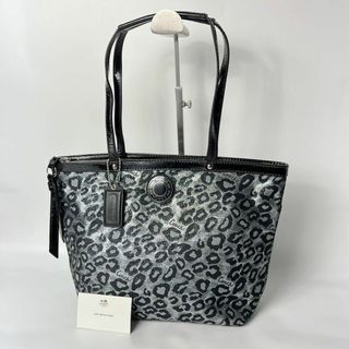 コーチ(COACH)の【美品】コーチ　シルバーレオパード　トートバッグ　肩掛け可能(トートバッグ)