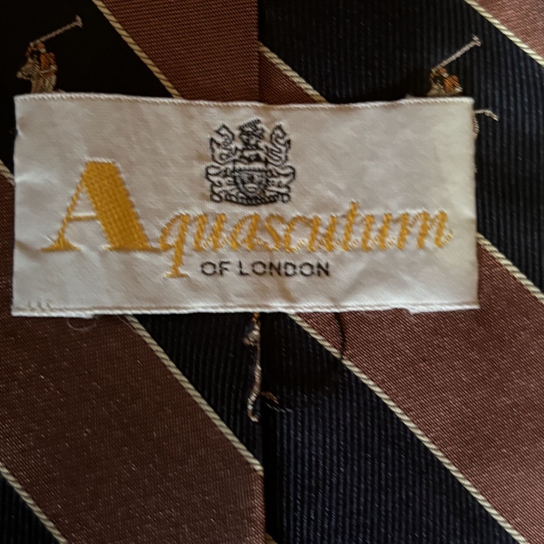 AQUA SCUTUM(アクアスキュータム)のAQUASCUTUM アクアスキュータム　イギリス土産　ネクタイ　ポロ柄　馬 メンズのファッション小物(ネクタイ)の商品写真