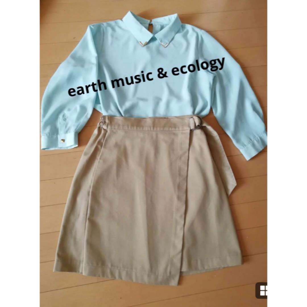 earth music & ecology(アースミュージックアンドエコロジー)の美品　台形ミニスカート　ベージュ レディースのスカート(ミニスカート)の商品写真