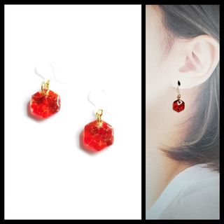 No.1529-E　琉球ガラス☆ちっちゃな六角型☆ピアス・イヤリング(レッド)(ピアス)