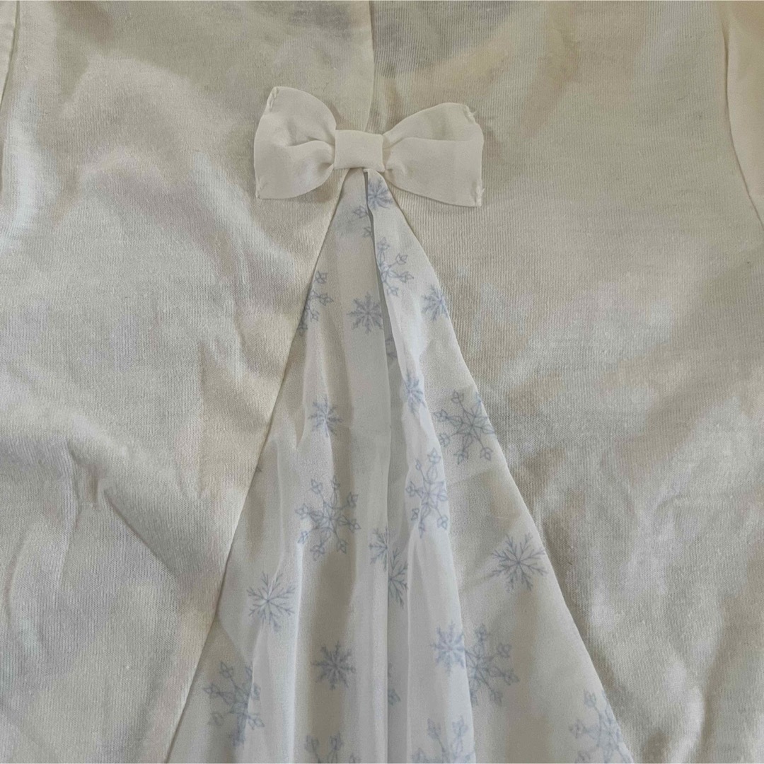 アナと雪の女王　Tシャツ　130 半袖 キッズ/ベビー/マタニティのキッズ服女の子用(90cm~)(Tシャツ/カットソー)の商品写真