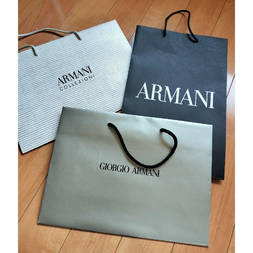 Armani(アルマーニ)のアルマーニ　ショップ袋　3枚 レディースのバッグ(ショップ袋)の商品写真