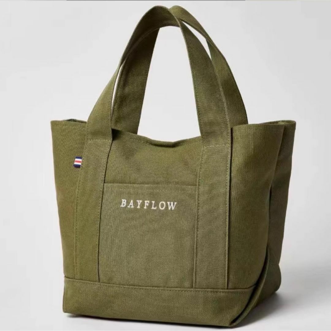 BAYFLOW(ベイフロー)のBAYFLOW 収納5ポケット 底板つき 自立 ロゴトート KHAKI レディースのバッグ(トートバッグ)の商品写真