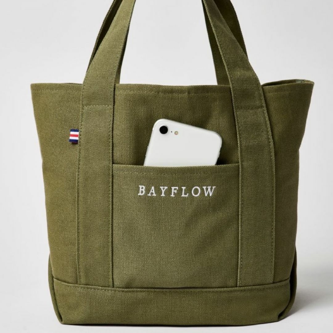 BAYFLOW(ベイフロー)のBAYFLOW 収納5ポケット 底板つき 自立 ロゴトート KHAKI レディースのバッグ(トートバッグ)の商品写真