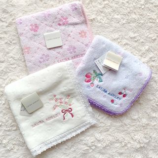 ローラアシュレイ(LAURA ASHLEY)の《未使用》LAURAASHLEY タオルハンカチ(ハンカチ)