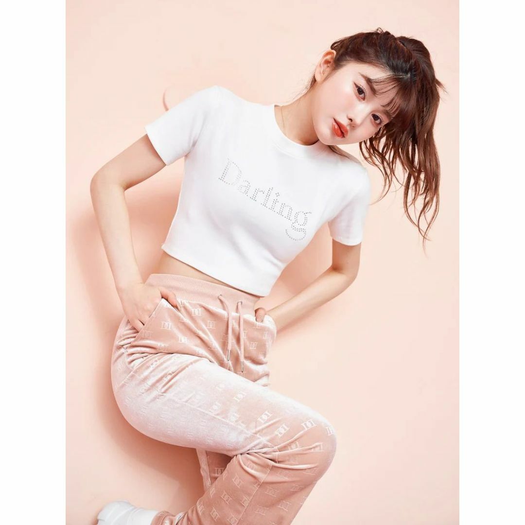 Darich(ダーリッチ)のダーリッチ ラインストーンショートTシャツ ホワイト レディースのトップス(Tシャツ(半袖/袖なし))の商品写真