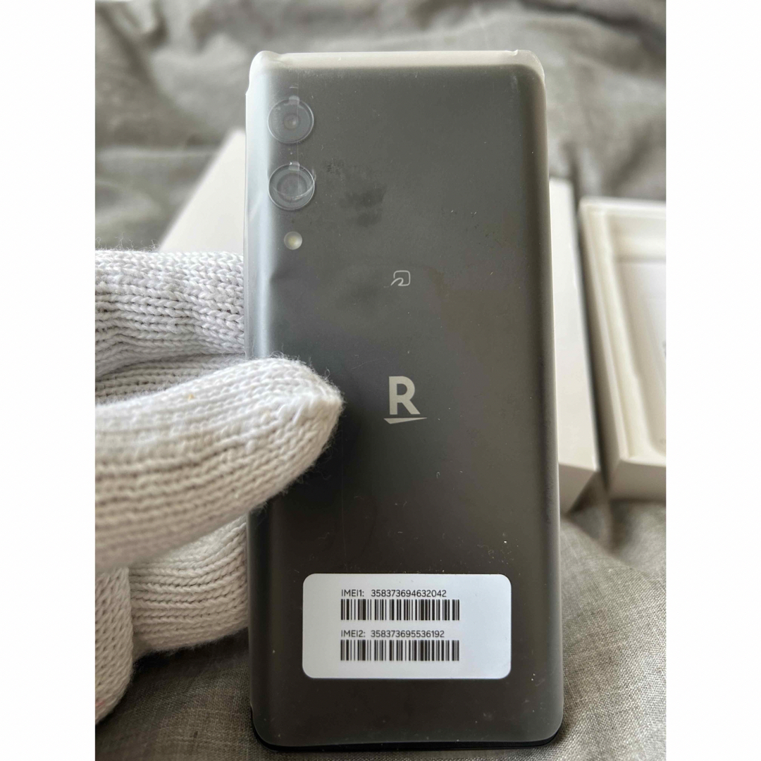 Rakuten(ラクテン)のRakuten Hand 5G ブラック 128 GB SIMフリー 楽天 スマホ/家電/カメラのスマートフォン/携帯電話(スマートフォン本体)の商品写真