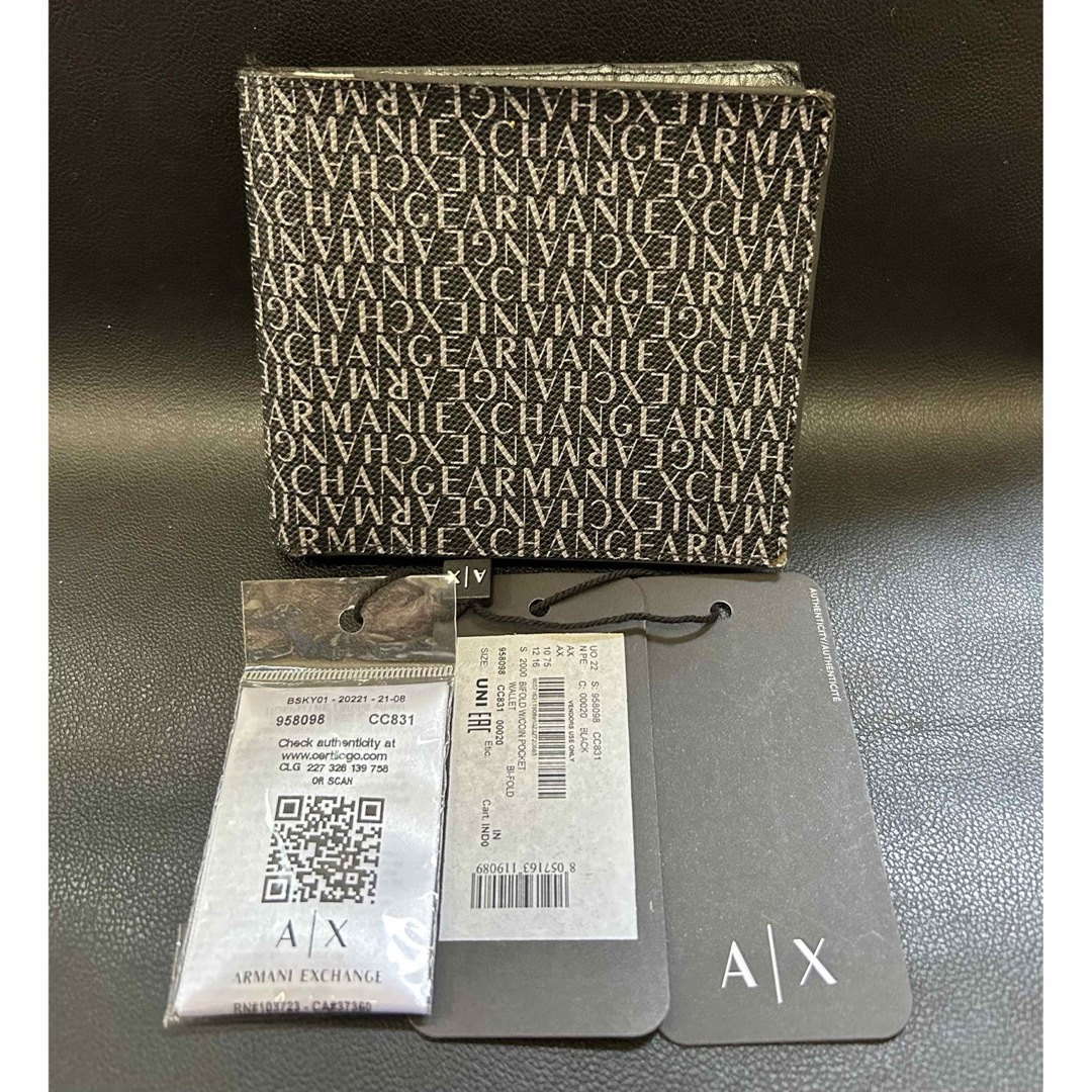 ARMANI EXCHANGE(アルマーニエクスチェンジ)のARMANI アルマーニエクスチェンジ メンズ 2つ折り財布 ブラック 総柄 メンズのファッション小物(折り財布)の商品写真