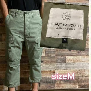 ビューティアンドユースユナイテッドアローズ(BEAUTY&YOUTH UNITED ARROWS)のユナイテッドアローズ　カーゴパンツ クロップド　サイズM(ワークパンツ/カーゴパンツ)