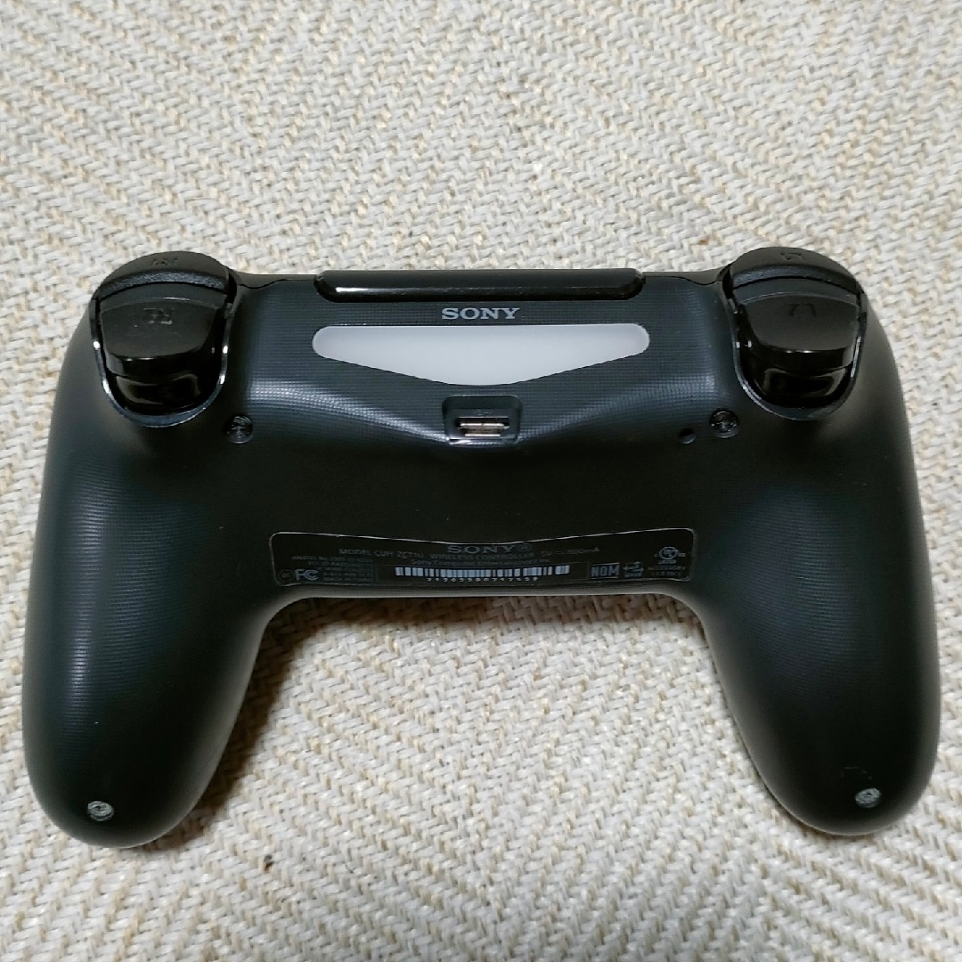 PS4コントローラー DUALSHOCK 4 エンタメ/ホビーのゲームソフト/ゲーム機本体(その他)の商品写真