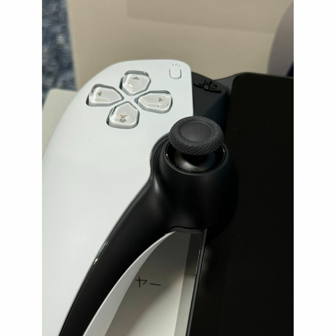 SONY(ソニー)の美品PlayStation Portalリモートプレーヤー CFIJ-18000 エンタメ/ホビーのゲームソフト/ゲーム機本体(家庭用ゲーム機本体)の商品写真