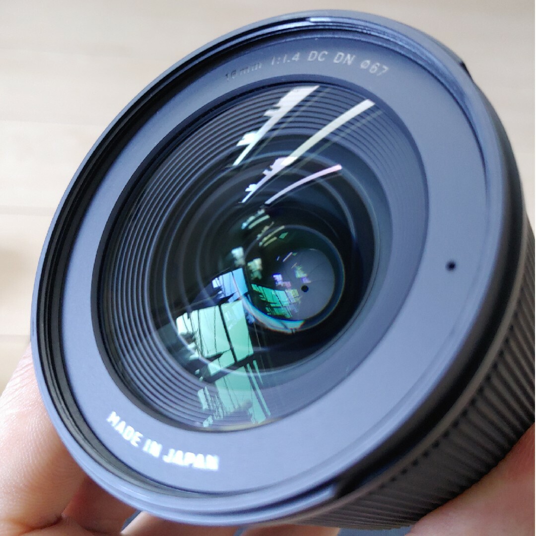 SIGMA(シグマ)のsigma 16mm F1.4 dc dn Lマウント スマホ/家電/カメラのカメラ(レンズ(単焦点))の商品写真