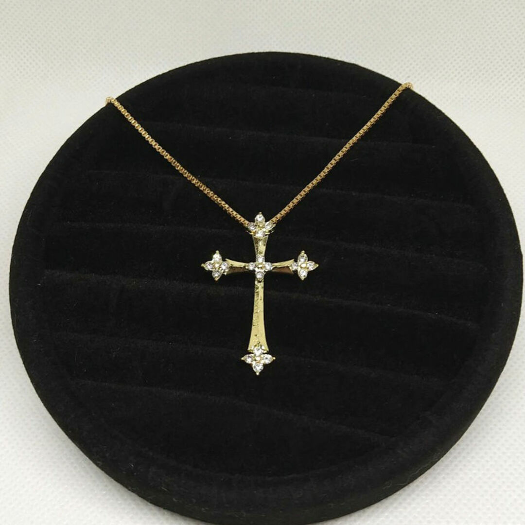クロス　ネックレス　ゴールド　十字架　ユニセックス　レディース　メンズ レディースのアクセサリー(ネックレス)の商品写真