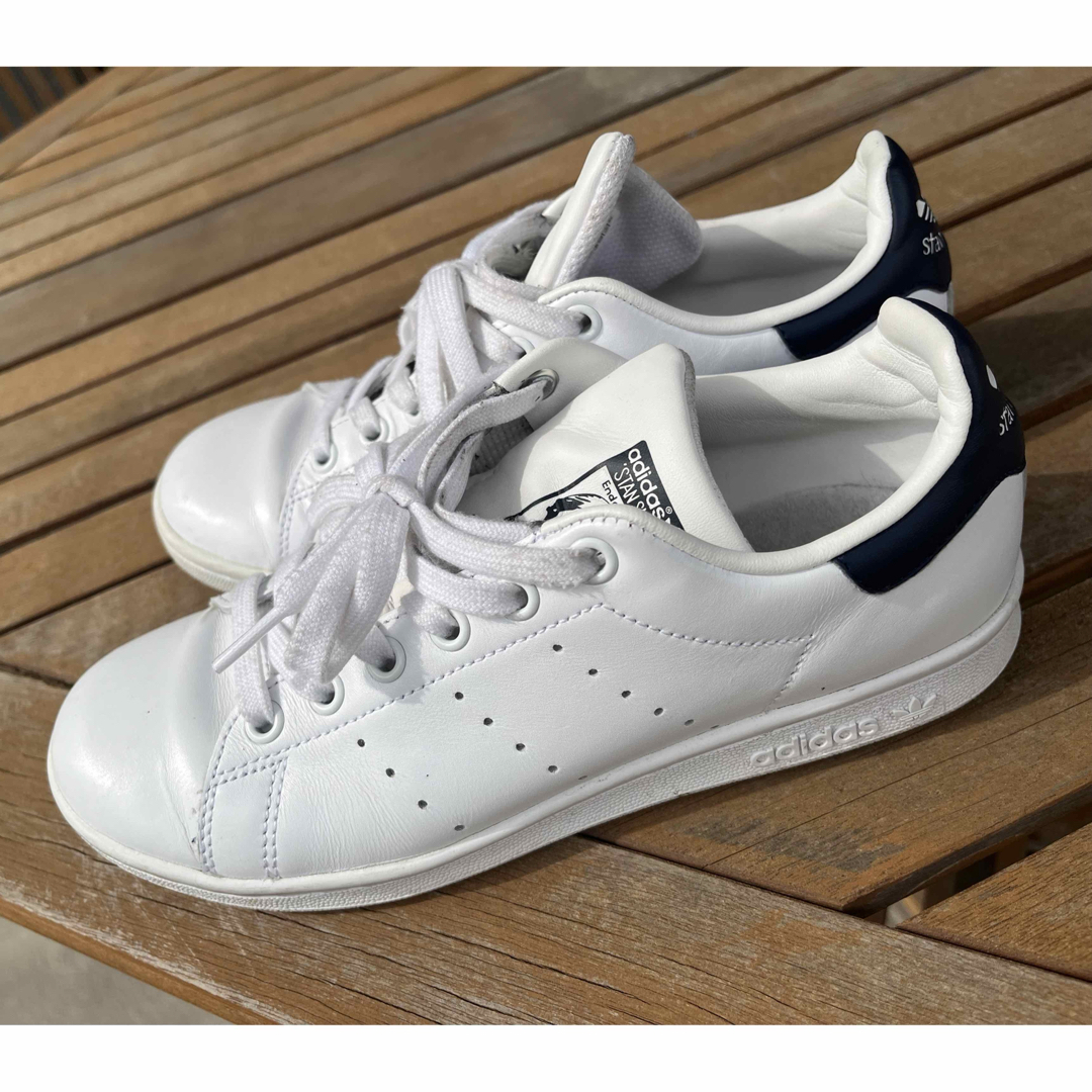 STANSMITH（adidas）(スタンスミス)のアディダス　スタンスミス　23cm レディースの靴/シューズ(スニーカー)の商品写真