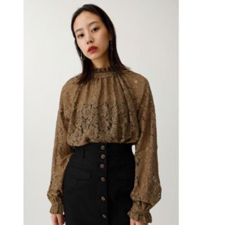 moussy 2way lace blouse 