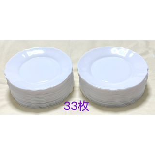 フランス製　ARTICLE YAMAZAKI　耐熱強化ガラス　白い花形皿33枚(食器)
