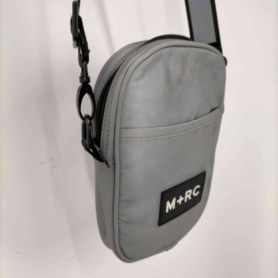 M+RC NOIR(マルシェノア) リフレクティブショルダーバッグ メンズ メンズのバッグ(ショルダーバッグ)の商品写真