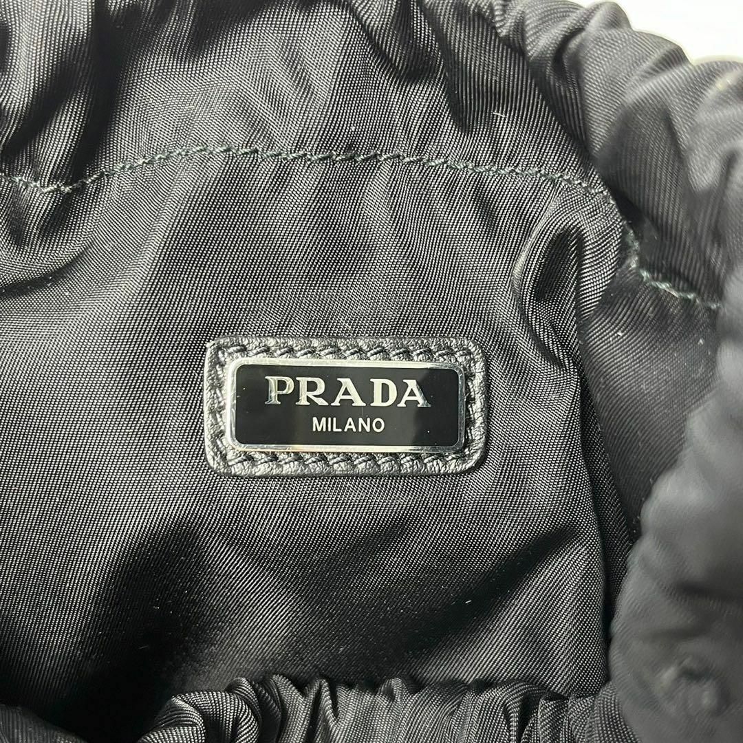 PRADA(プラダ)の【美品・箱付】プラダ　ソフトレザー　ドローストリングバッグ　巾着バッグ　ブラック メンズのバッグ(その他)の商品写真