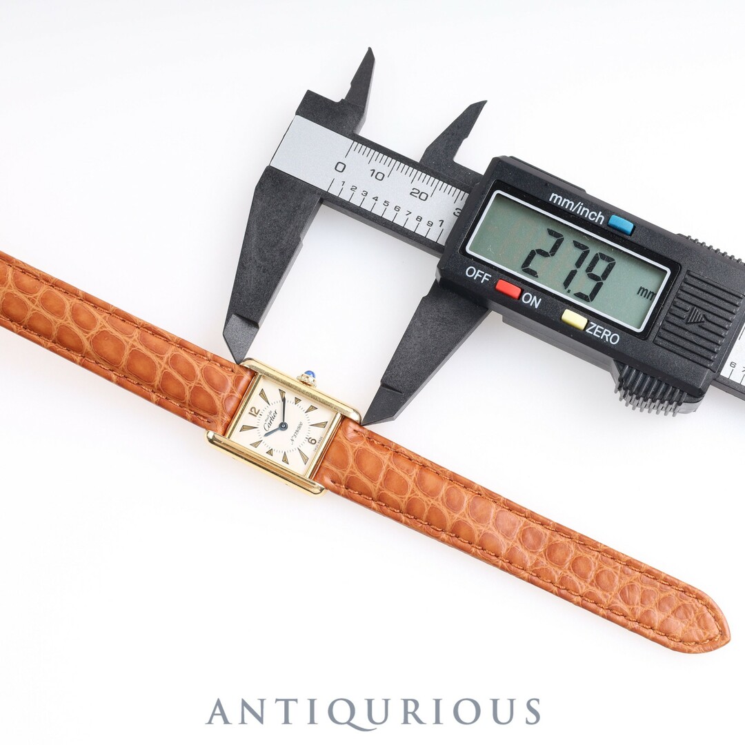 Cartier(カルティエ)のCARTIER カルティエ マストタンク SM QZ 1613 純正バックル 500個限定文字盤 カルティエブティックコンプリートサービス レディースのファッション小物(腕時計)の商品写真