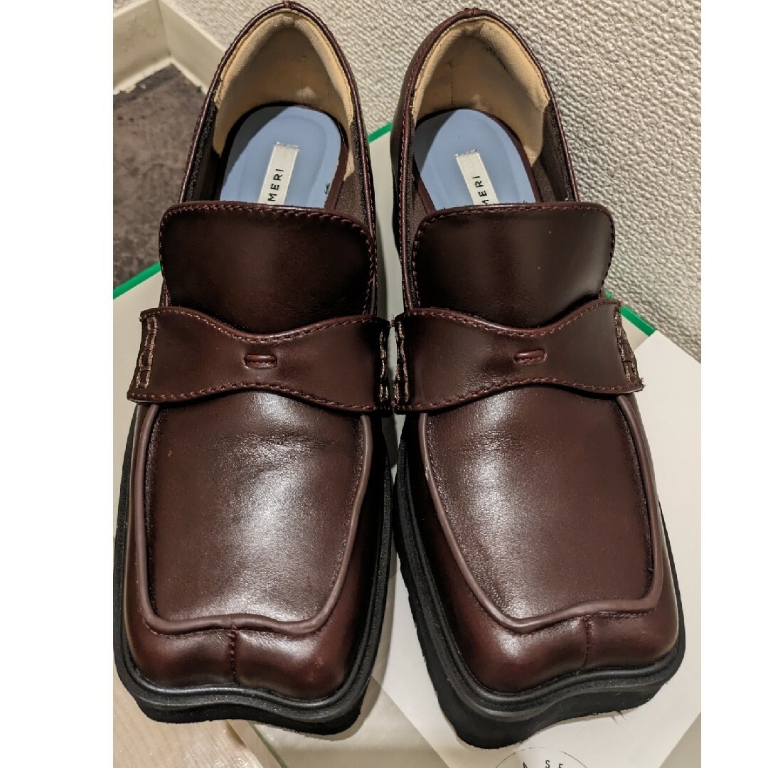 Ameri VINTAGE(アメリヴィンテージ)のアメリヴィンテージ WAVE CUTTING PLATFORM LOAFER レディースの靴/シューズ(ローファー/革靴)の商品写真