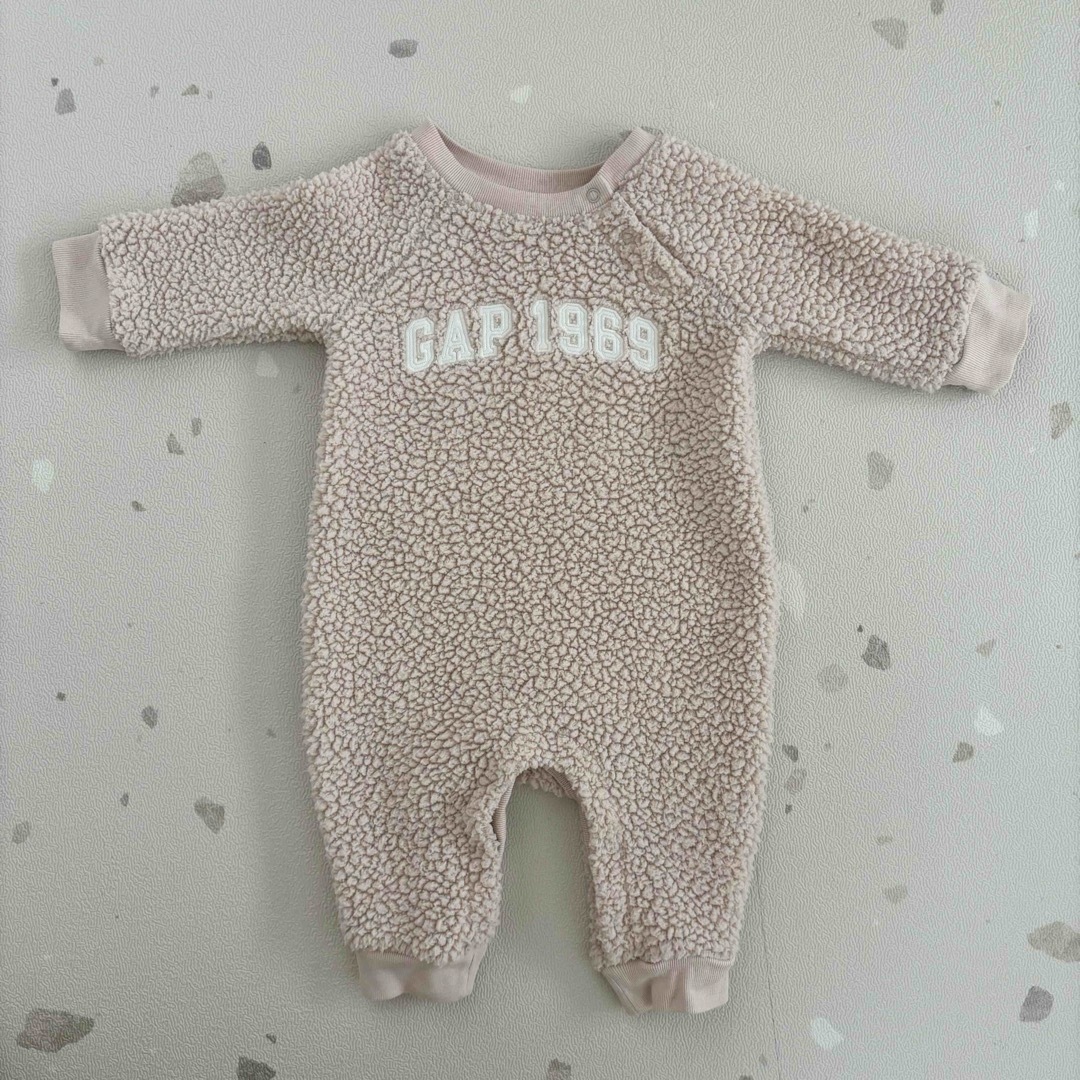 babyGAP(ベビーギャップ)のGAP baby モコモコロンパース　ピンク キッズ/ベビー/マタニティのベビー服(~85cm)(ロンパース)の商品写真