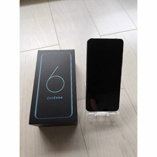 【超美品】zenfone6 128GB SIMフリー シルバー