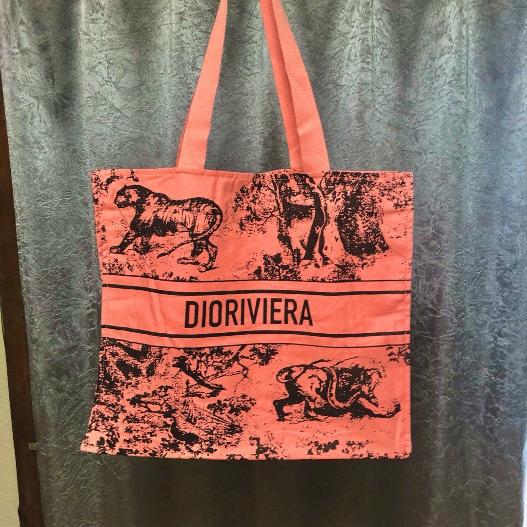 Christian Dior(クリスチャンディオール)のDior トワルドゥジュイ　ディオール　トートバッグ　ノベルティ　非売品　赤 レディースのバッグ(トートバッグ)の商品写真