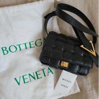 ボッテガヴェネタ(Bottega Veneta)のボッテガヴェネタ スモール パデッド カセット(ショルダーバッグ)