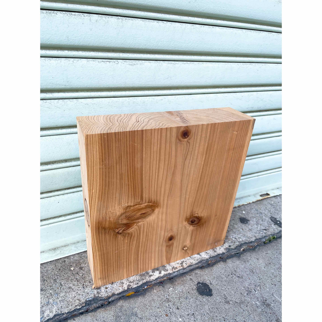 天然　杉　DIY材　材木　棚板　センターテーブル　テーブル　机 ハンドメイドの素材/材料(その他)の商品写真