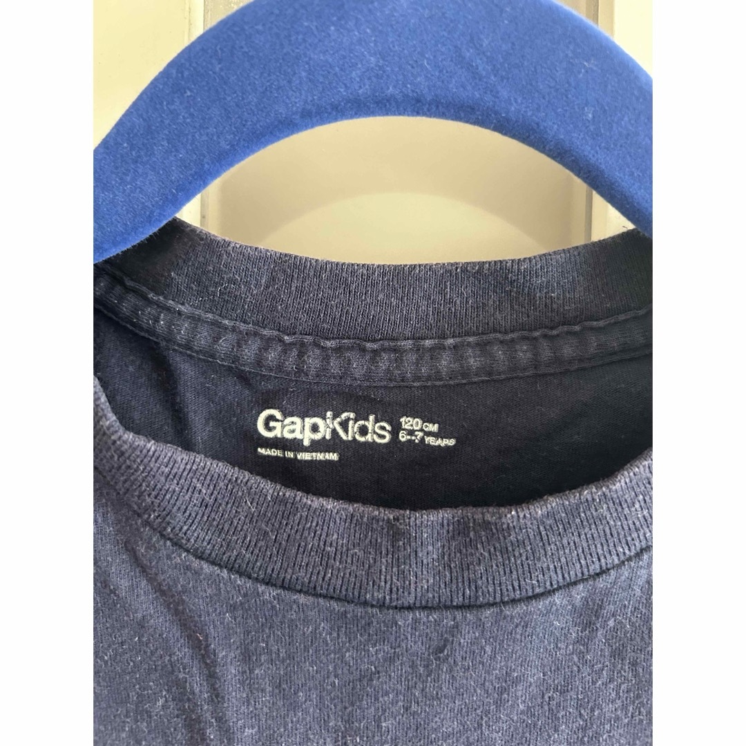 GAP Kids(ギャップキッズ)のGapKids　ギャップ　半袖Tシャツ　120cm ユニオンジャック柄　ロゴ キッズ/ベビー/マタニティのキッズ服男の子用(90cm~)(Tシャツ/カットソー)の商品写真