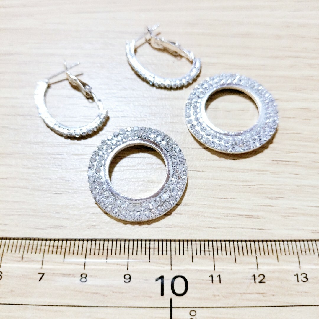 2580 ラインストーン ピアス シルバー フープ キラキラ 2way2wa レディースのアクセサリー(ピアス)の商品写真