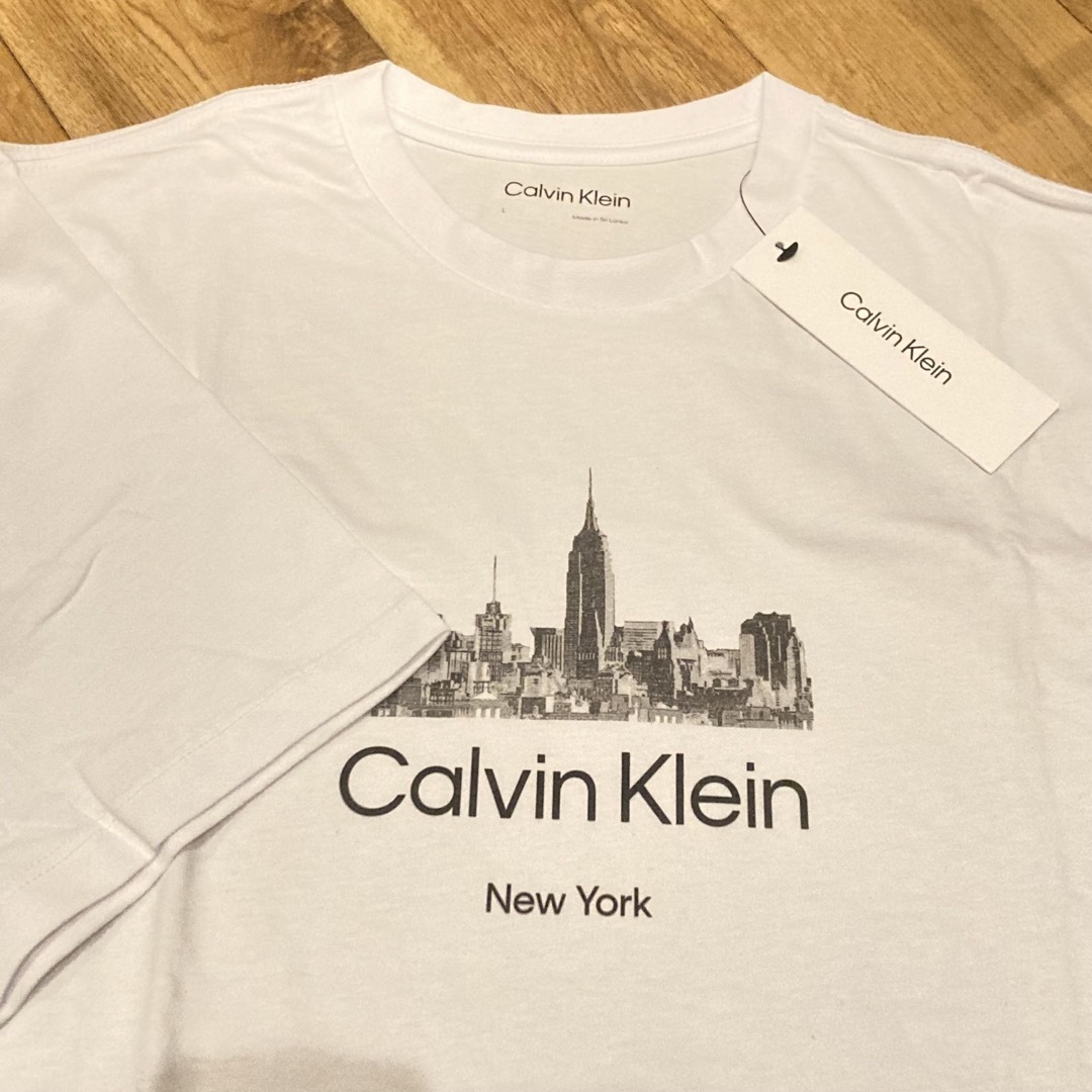 Calvin Klein(カルバンクライン)のCalvin Klein カルバンクライン　Tシャツ　ホワイト　プリントロゴ　白 メンズのトップス(Tシャツ/カットソー(半袖/袖なし))の商品写真